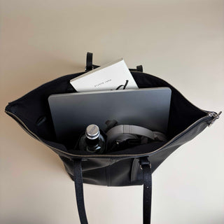 Medium Concierge Tote – Leather Carryall